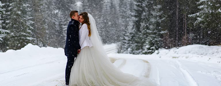 Сватба през зимата в България