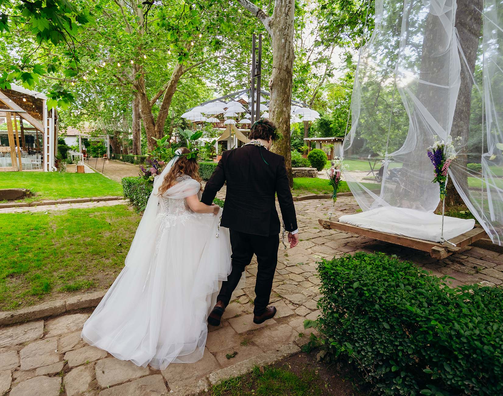 Сватбата на Тони (6) - Сватбена галерия на Ivylu.bg