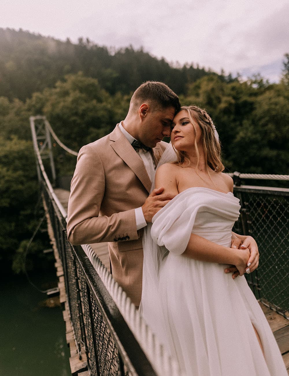 Сватбата на Йоанна и Иван (7) - Сватбена галерия на Ivylu.bg