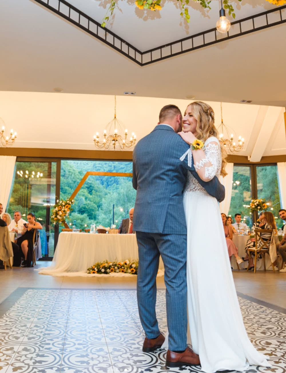 Сватбата на Гери (10) - Сватбена галерия на Ivylu.bg