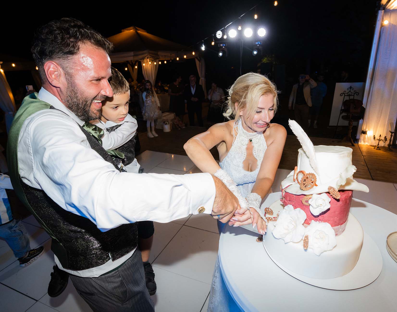 Сватбата на Ади и Асен (18) - Сватбена галерия на Ivylu.bg