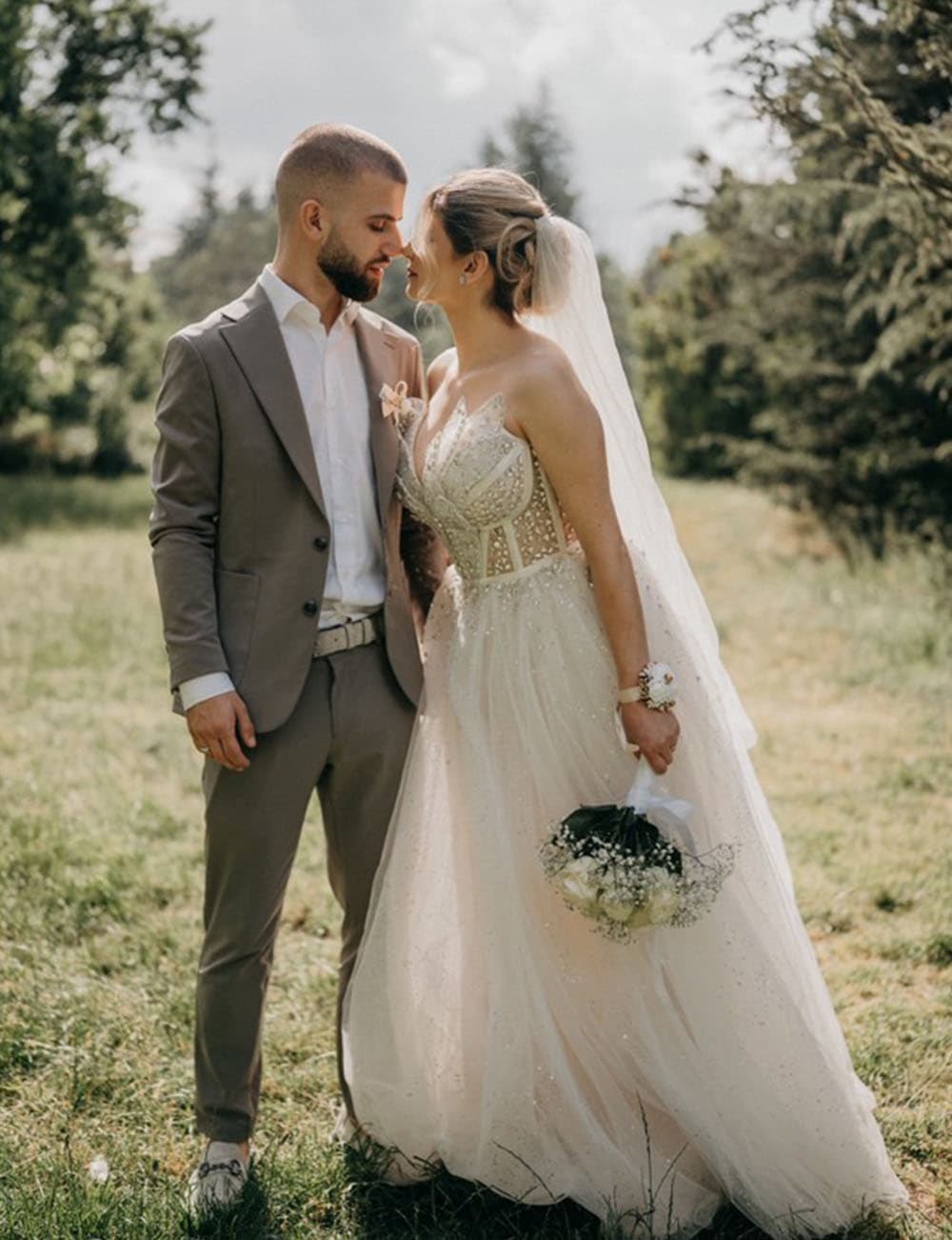 Сватбата на Вержи (10) - Сватбена галерия на Ivylu.bg