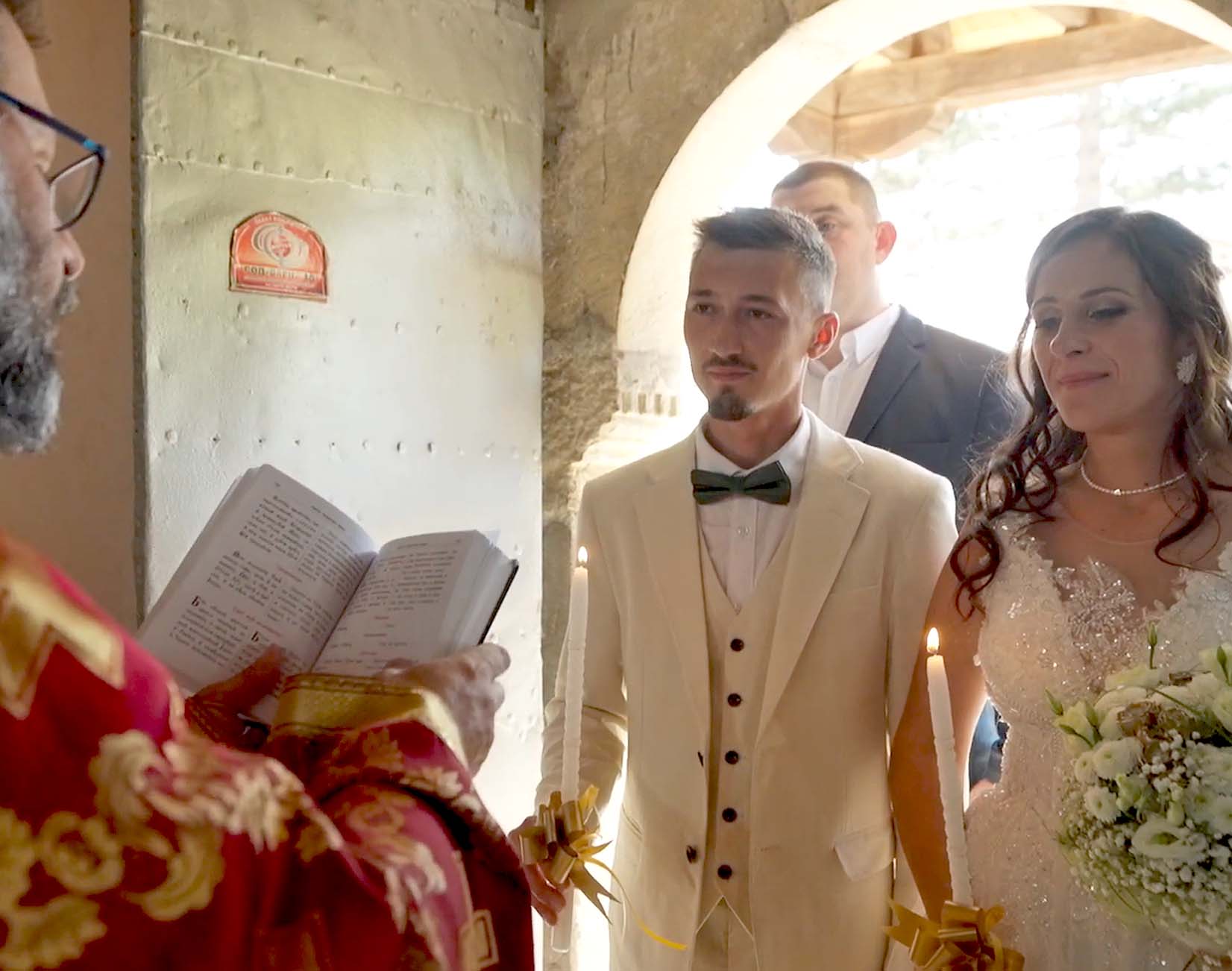 Сватбата на Женя и Йонуц (3) - Сватбена галерия на Ivylu.bg