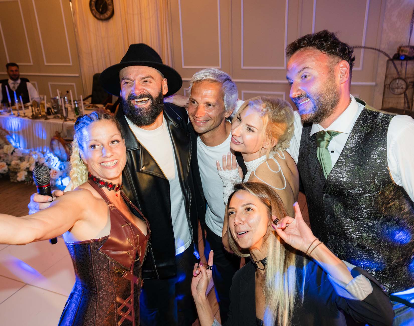 Сватбата на Ади и Асен (19) - Сватбена галерия на Ivylu.bg