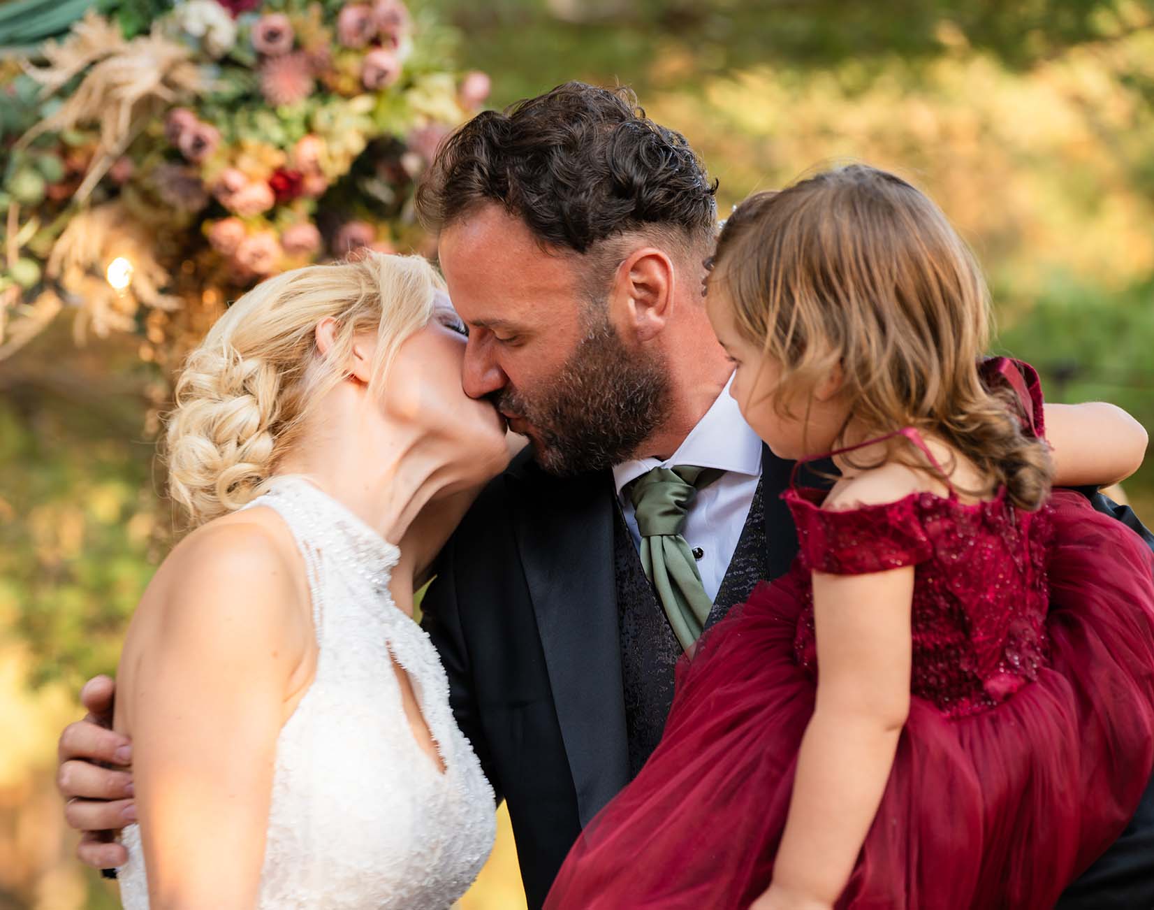 Сватбата на Ади и Асен (4) - Сватбена галерия на Ivylu.bg