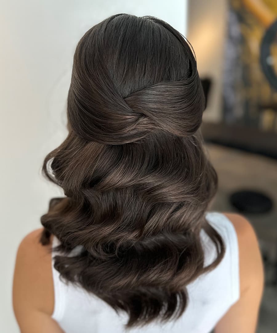 Bridal Hairstyle 11102 - Half-up with voluminous waves. Wedding Hairstyles | Bridal Hairstyles by IvyLu.bg