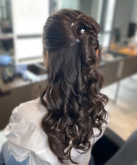 Bridal Hairstyle - Curly half-up - 1111