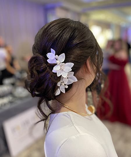 Bridal Hairstyle - Romantic low bun - 1114