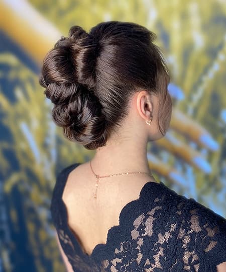 Bridal Hairstyle - Classic mid bun - 1118