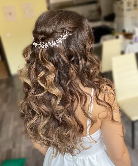 Bridal Hairstyle - Curly half-up - 1126