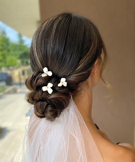 Bridal Hairstyle - Classic low bun - 1144