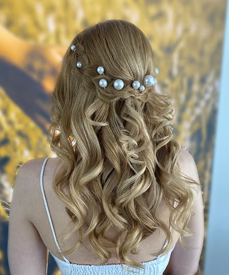 Bridal Hairstyle - Curly half-up - 1146