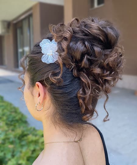 Bridal Hairstyle - Voluminous high bun - 1147