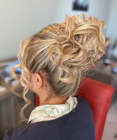 Bridal Hairstyle - High elegant bun - 1161